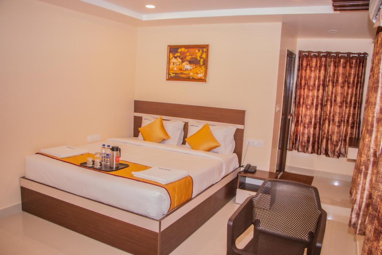 Hotel Mountview Comforts Tirupati Zewnętrze zdjęcie