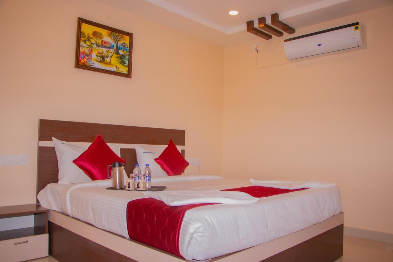 Hotel Mountview Comforts Tirupati Zewnętrze zdjęcie