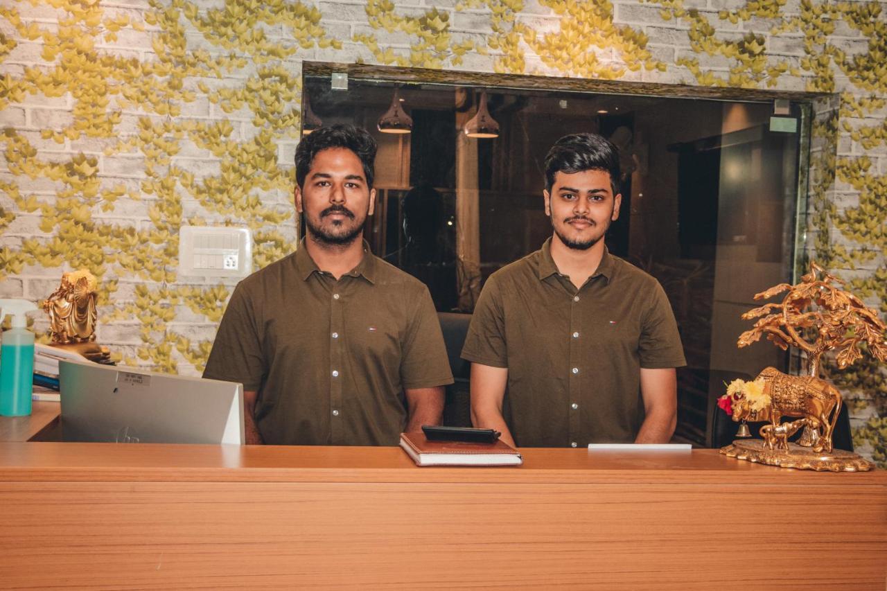 Hotel Mountview Comforts Tirupati Zewnętrze zdjęcie
