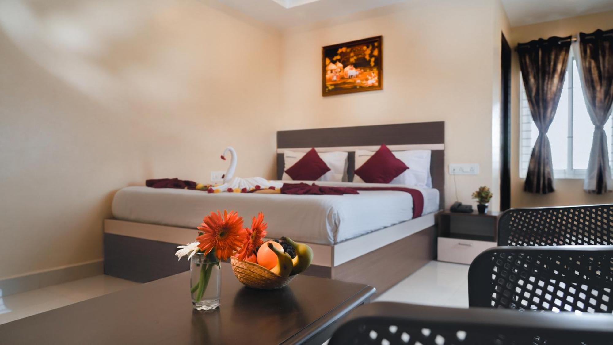 Hotel Mountview Comforts Tirupati Zewnętrze zdjęcie