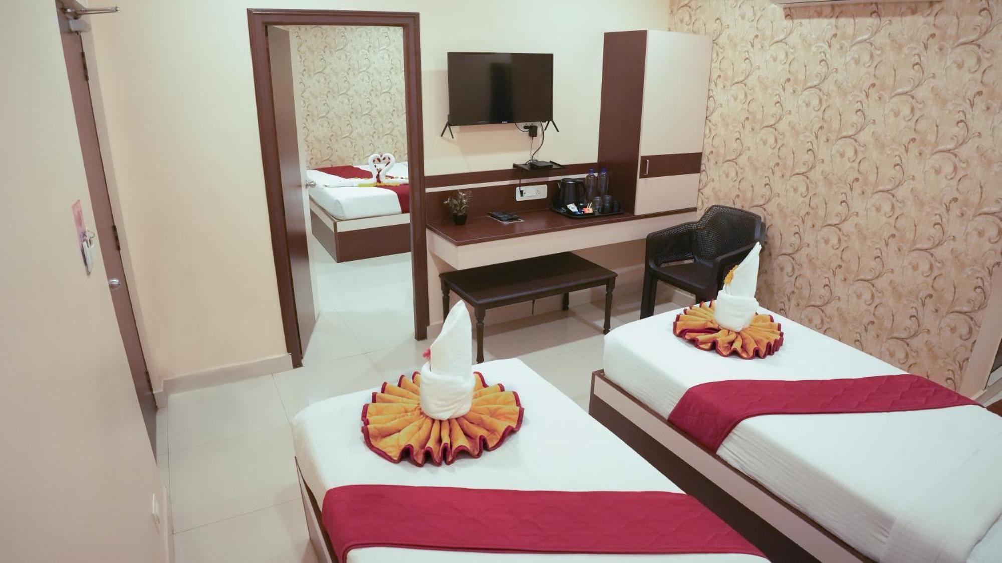 Hotel Mountview Comforts Tirupati Zewnętrze zdjęcie