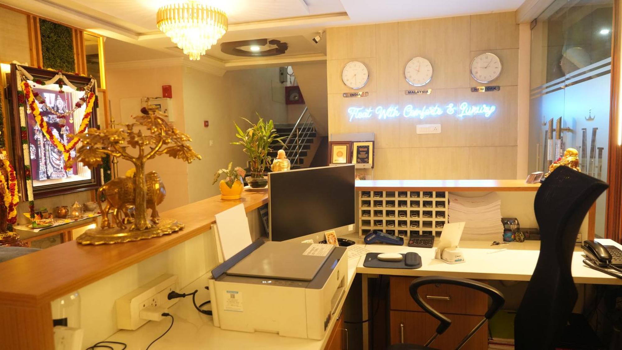 Hotel Mountview Comforts Tirupati Zewnętrze zdjęcie