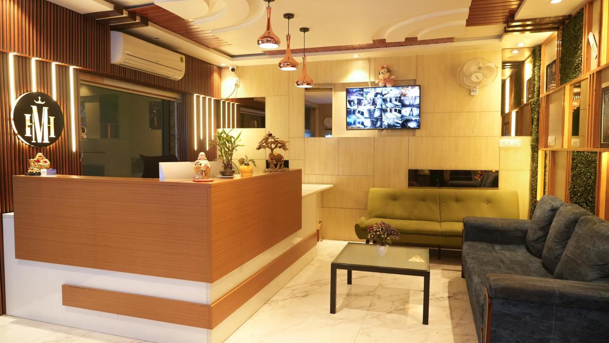 Hotel Mountview Comforts Tirupati Zewnętrze zdjęcie