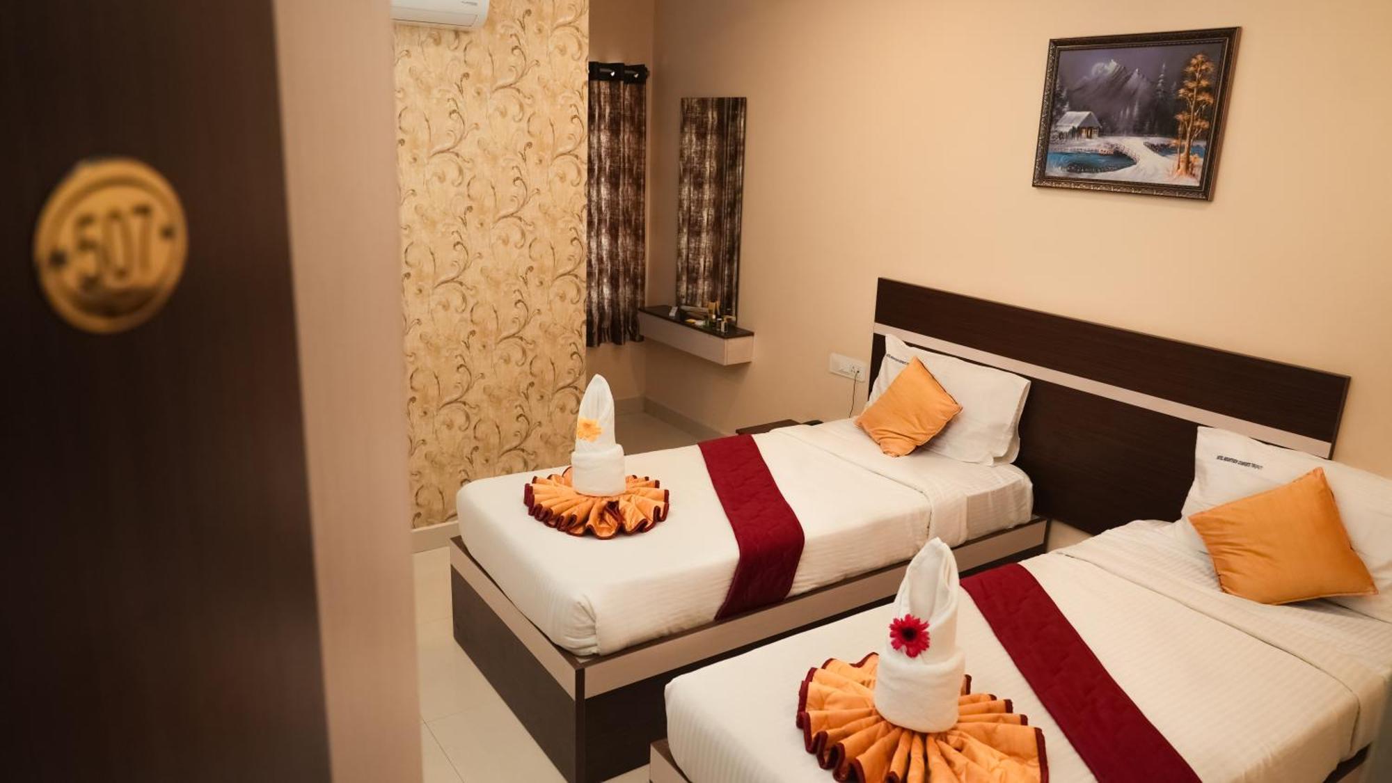 Hotel Mountview Comforts Tirupati Zewnętrze zdjęcie