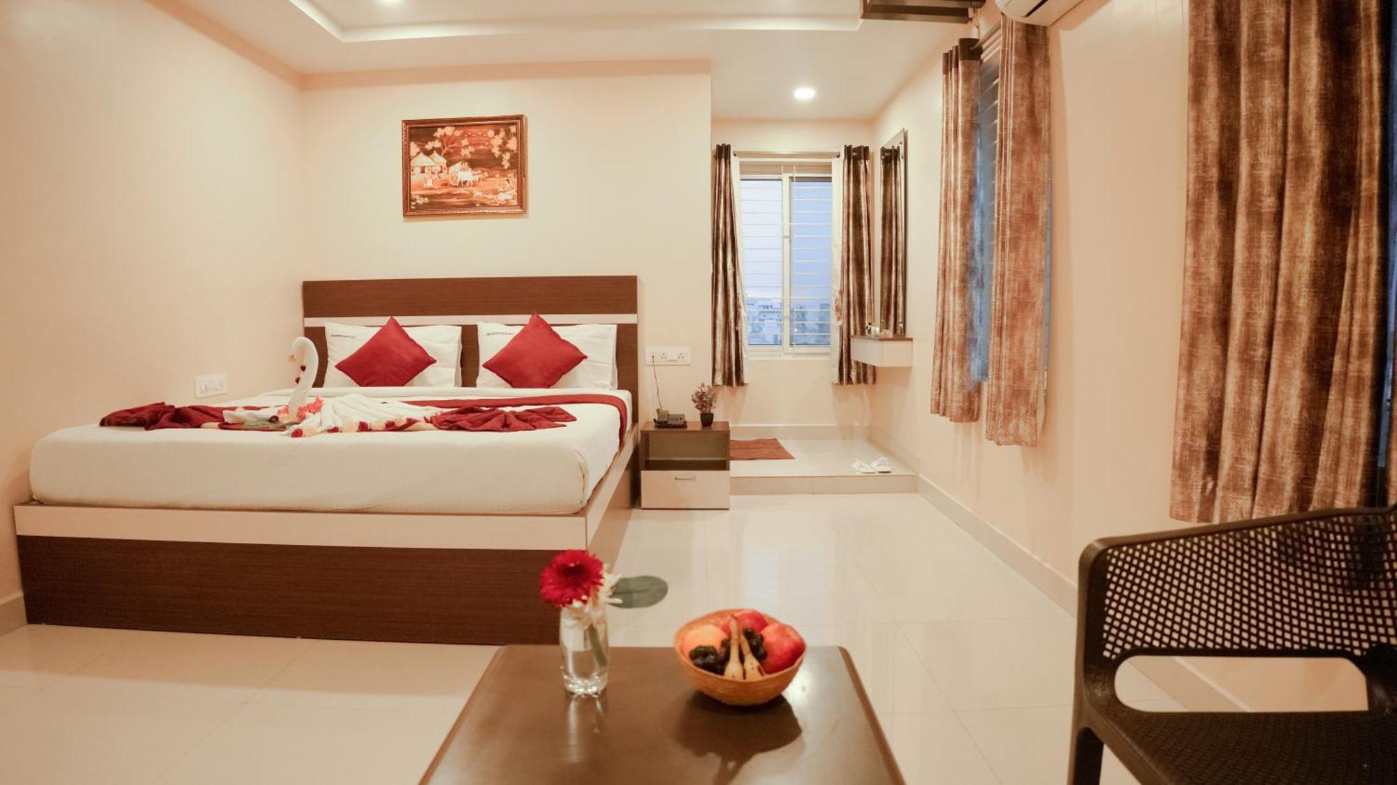 Hotel Mountview Comforts Tirupati Zewnętrze zdjęcie