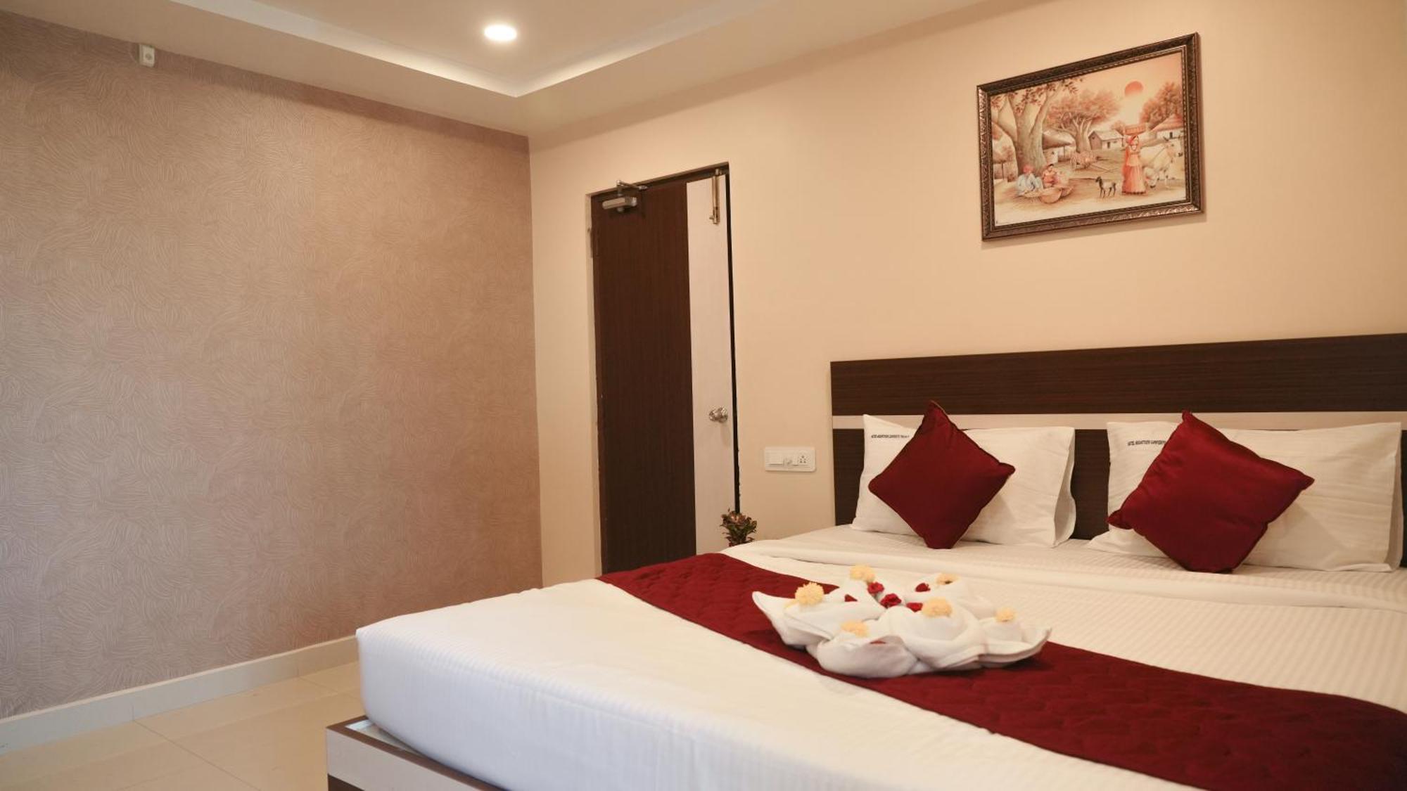 Hotel Mountview Comforts Tirupati Zewnętrze zdjęcie