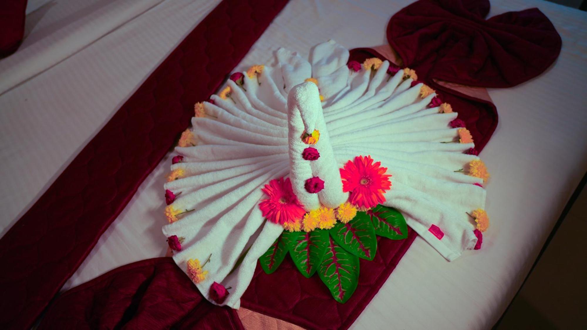 Hotel Mountview Comforts Tirupati Zewnętrze zdjęcie