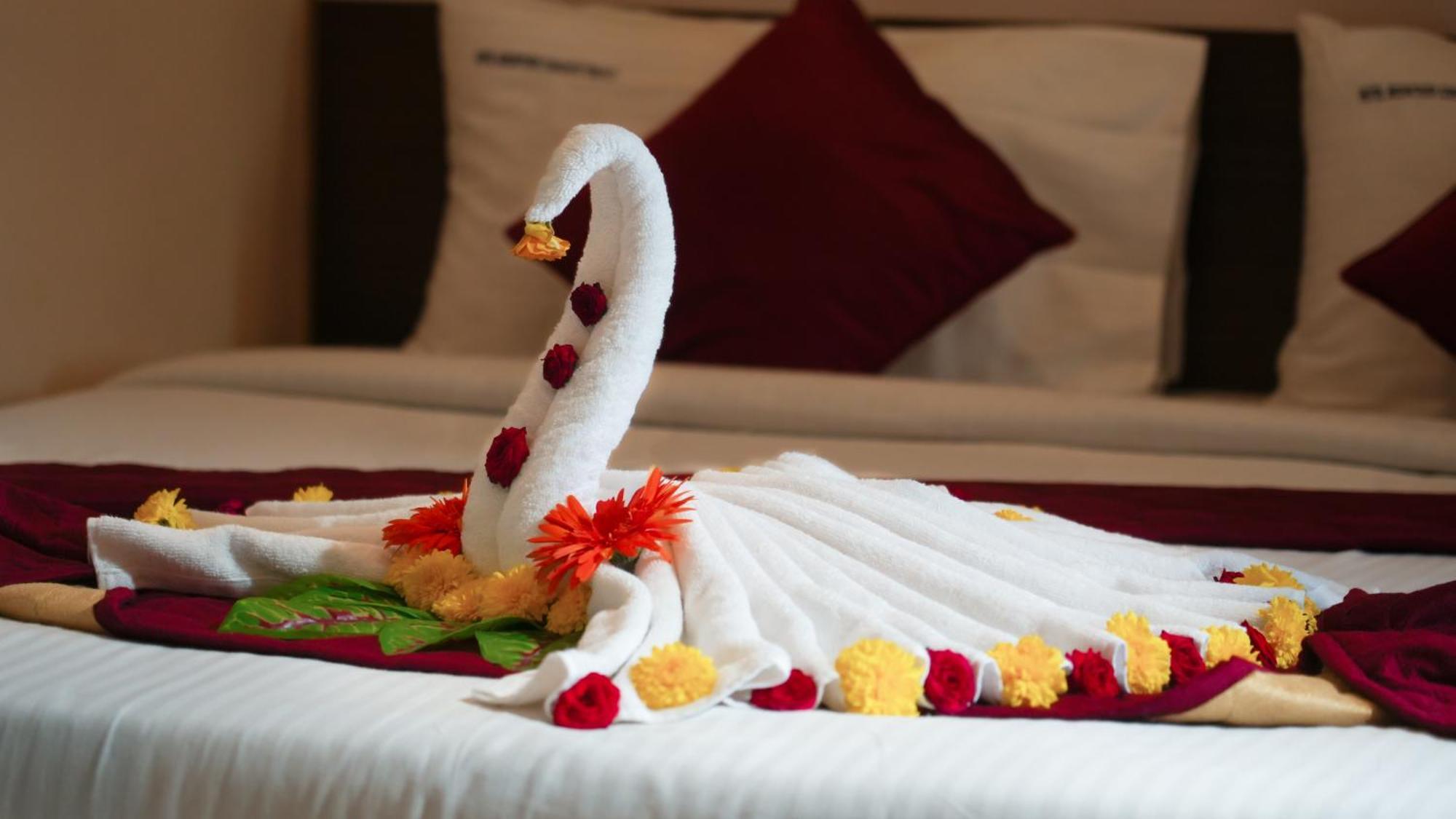 Hotel Mountview Comforts Tirupati Zewnętrze zdjęcie